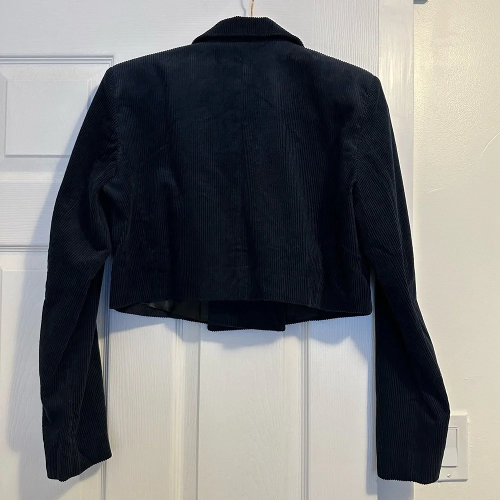 KOTN cropped corduroy blazer - Picture 2 of 6